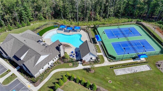 Building Photo - 6755 Scarlet Oak Way