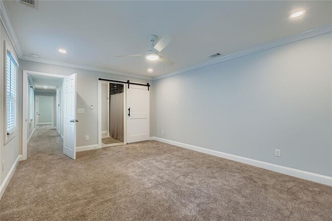 Building Photo - 677 Ira St SW