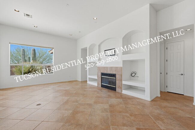 Building Photo - 13245 N Booming Dr