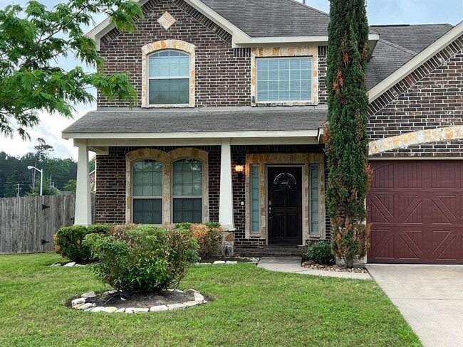 Building Photo - 2203 Oak Rise Dr