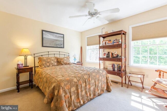 Building Photo - 4900 Hunt Field Dr