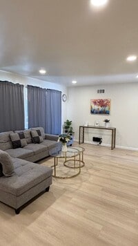 Building Photo - 18632 Del Bonita St