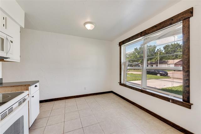 Building Photo - 6518 Woodchuck Dr
