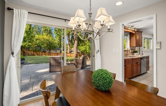 Building Photo - 12634 SE 30th St