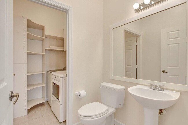 Building Photo - 8429 Via Leonessa