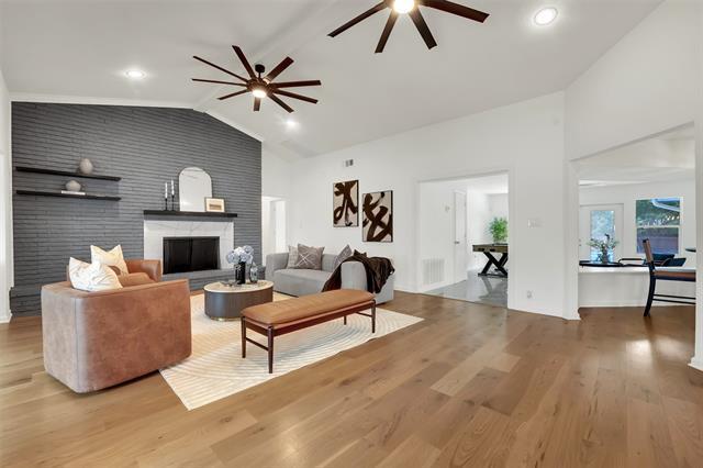 Building Photo - 6910 Midcrest Dr
