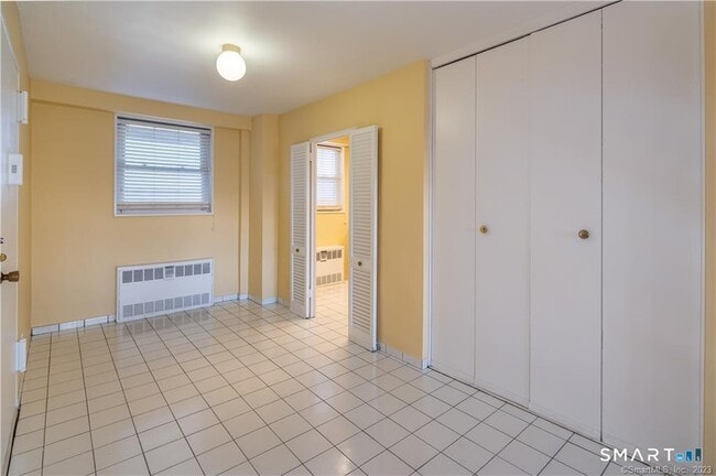 Building Photo - 444 Bedford St