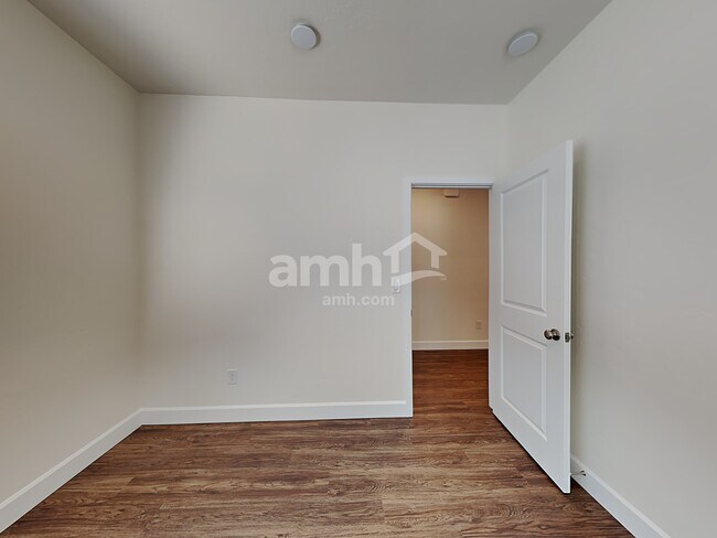 Building Photo - 5126 W White Ash Ct