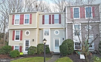 Building Photo - 1613 Fieldthorn Dr