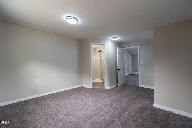 Building Photo - 1001 S Layton Ave