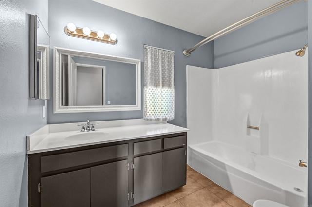 Building Photo - 735 S Upas St