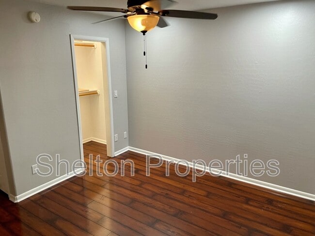 Building Photo - 1262 E Avenida Hermosa