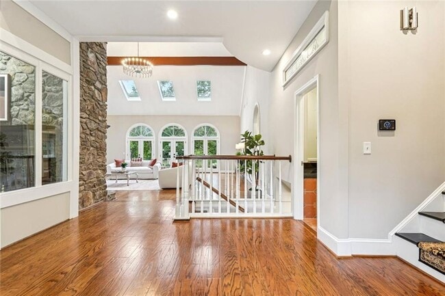 Building Photo - 511 Pine Valley Rd SE