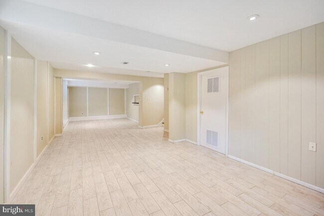 Building Photo - 7616 Winterberry Pl