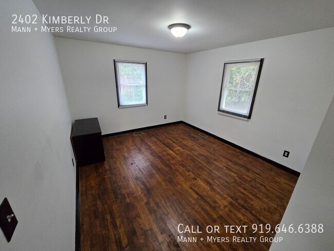 Building Photo - 2402 Kimberly Dr