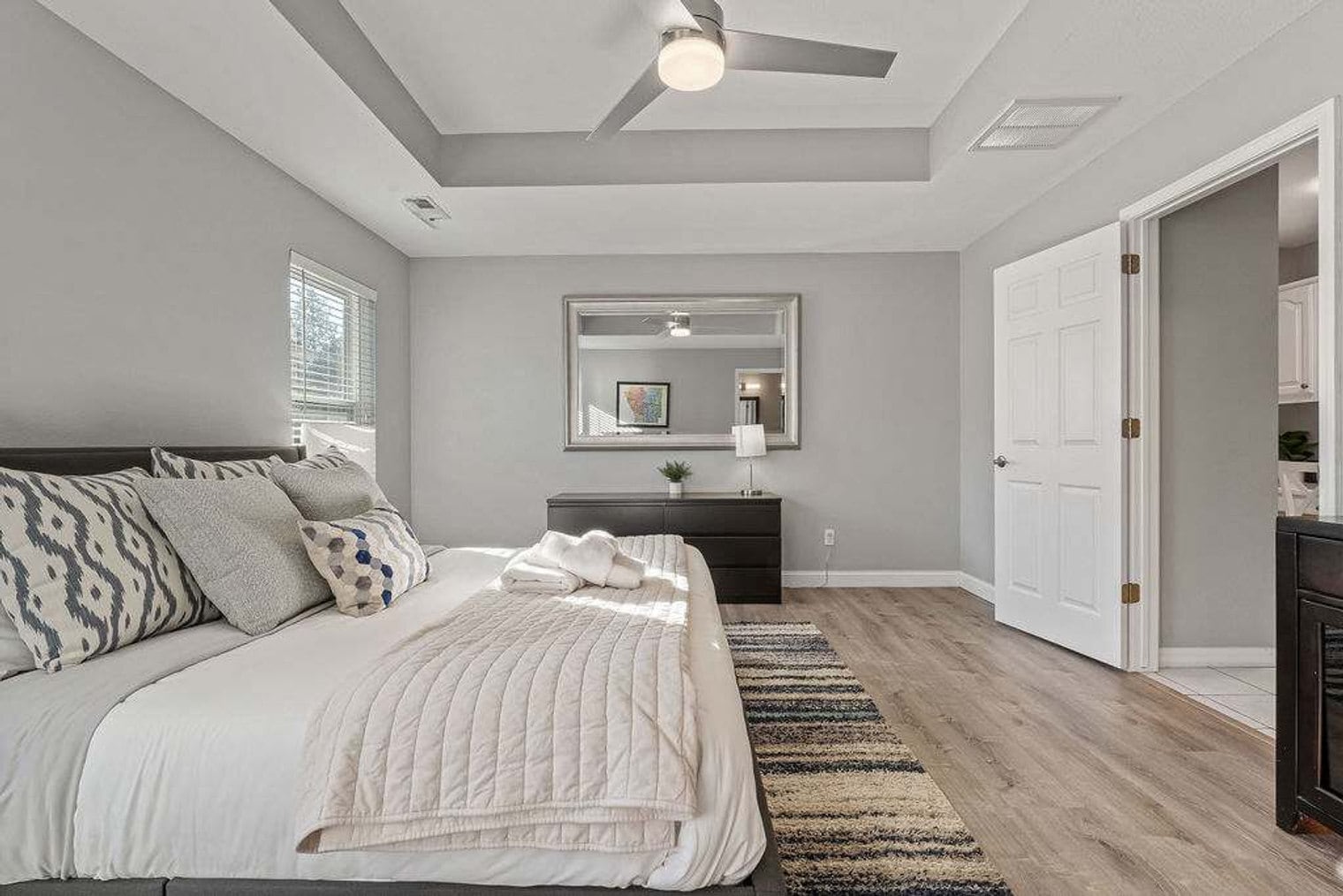 Building Photo - 403 Willington Ln