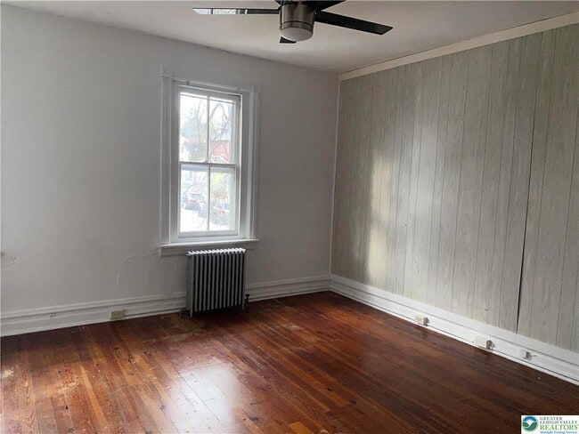 Building Photo - 112 13th Ave