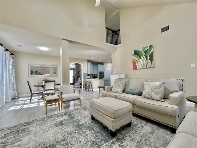 Building Photo - 2122 Trickling Creek Dr