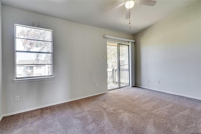 Building Photo - 1824 River Crossing Cir