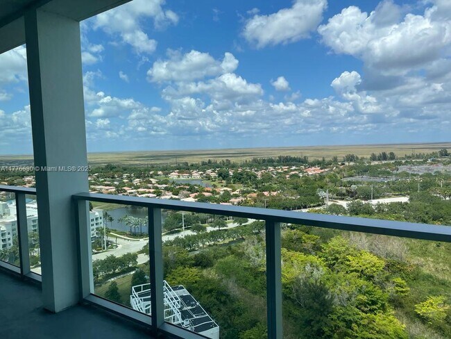Building Photo - 2000 Metropica Way