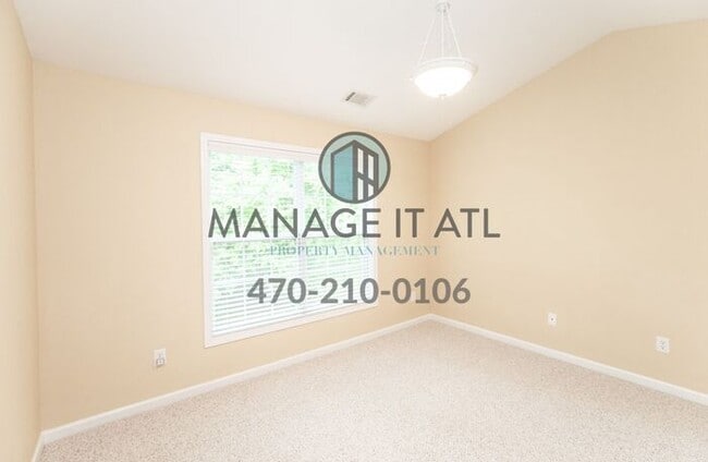 Building Photo - 3 Bedroom Townhome for Rent- Peachtree Ridge School District!
