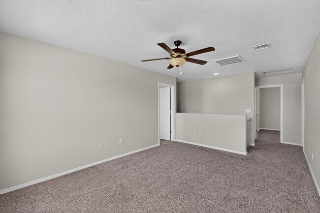 Building Photo - 4847 Mount Salas St NE