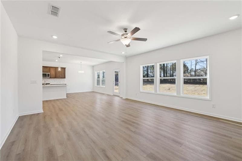 Building Photo - 64 Silverleaf Trl