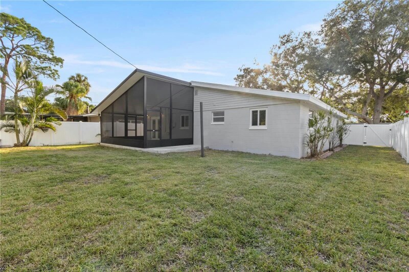 Building Photo - 5327 Denver St NE