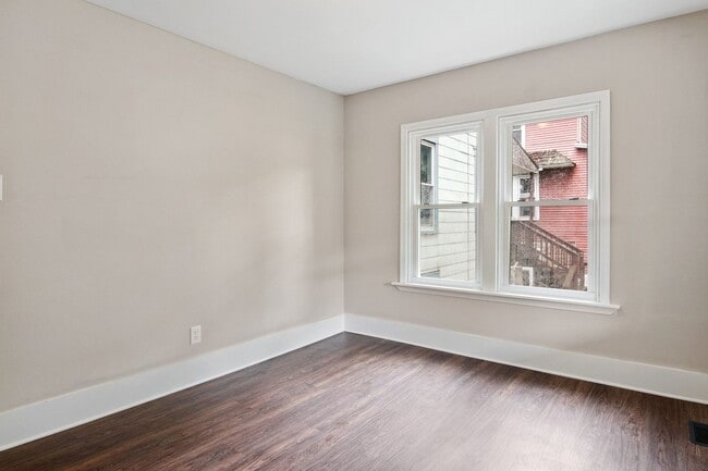 Building Photo - Coming Soon - Charming 3 Bedroom, 1 Bath S...