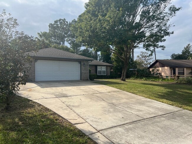 Building Photo - Beautiful 3 Bed/2 Bath Single Family Home In Deltona!!