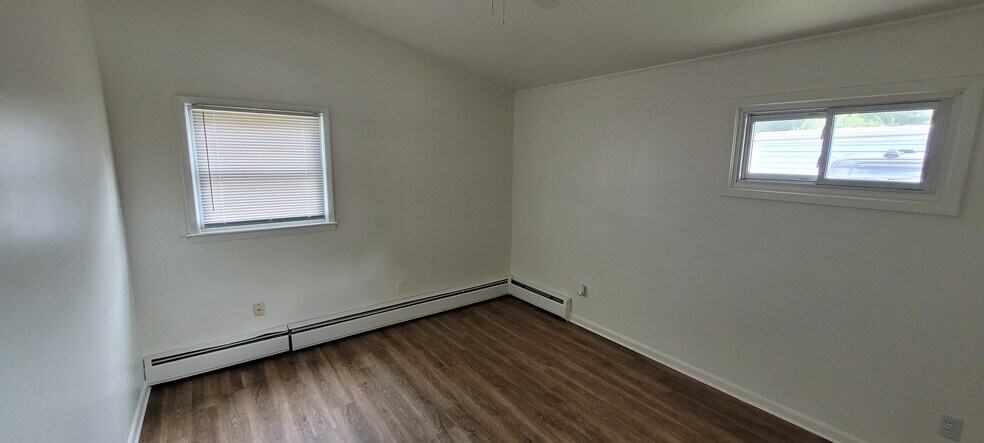Building Photo - 1309 Guest St