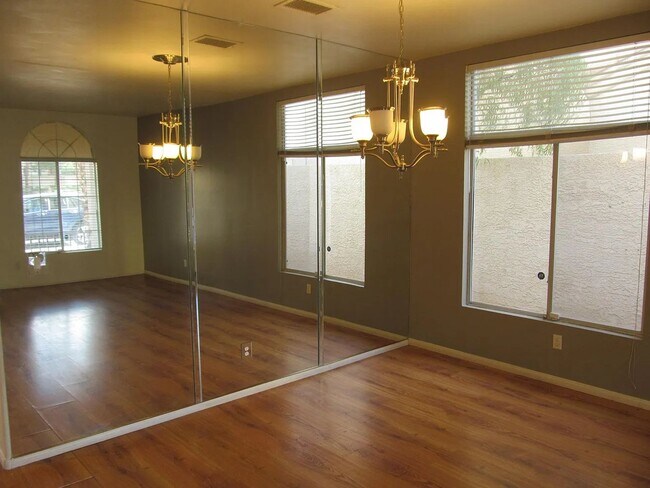 Building Photo - A Fabulous 4 Bedroom House in Peccole Ranch