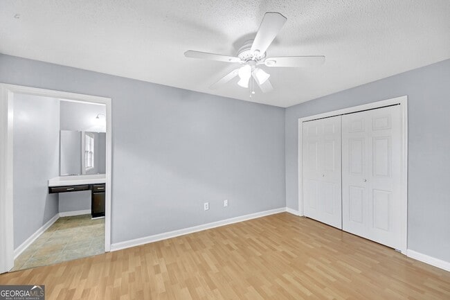 Building Photo - 4000 Sand Wedge Cir