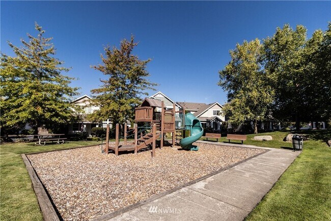 Building Photo - Premier Lake Stevens Living: Top-Rated Schools & Walkable Parks