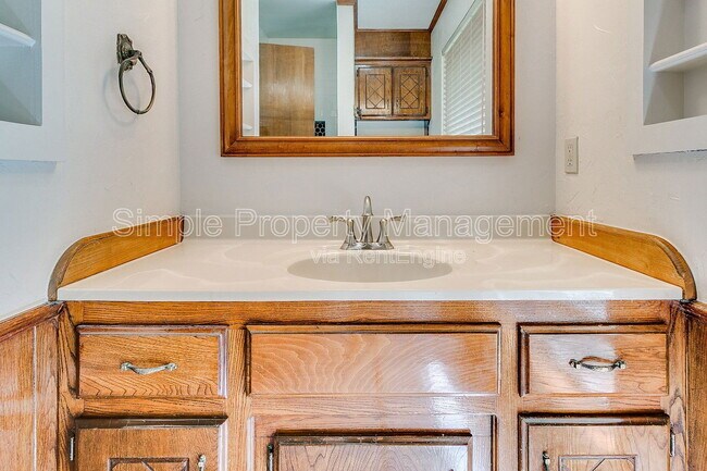 Building Photo - 11304 Ashford Dr