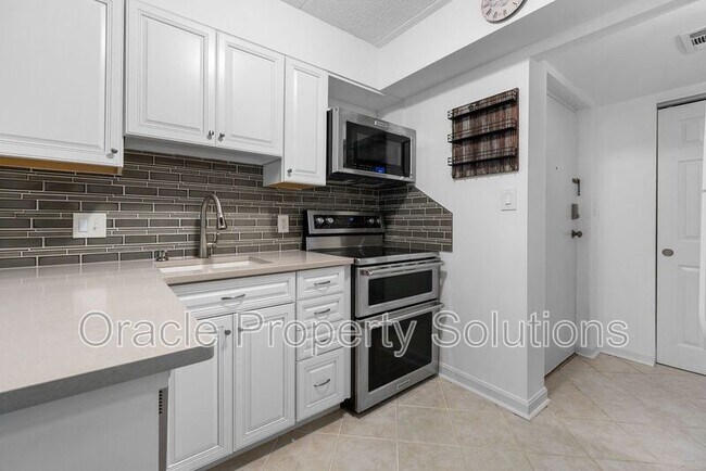 Building Photo - 5707 Harpers Farm Rd