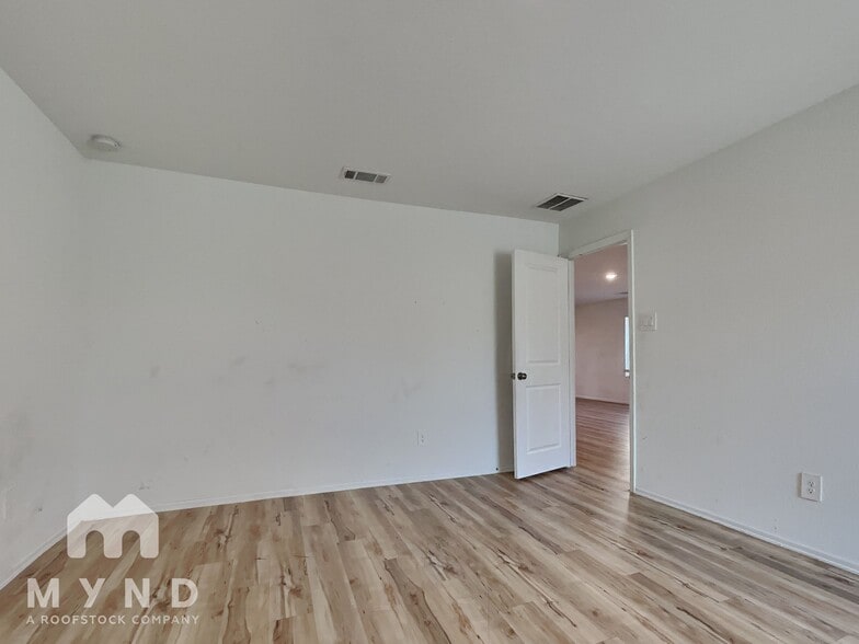 Building Photo - 17627 Noble Cypress Ct