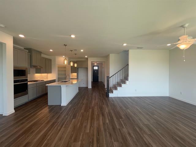 Building Photo - 3518 Sunflower St