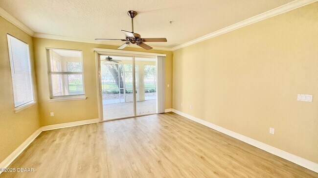 Building Photo - 115 Riverview Bend S