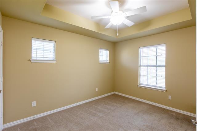 Building Photo - 609 Regency Dr