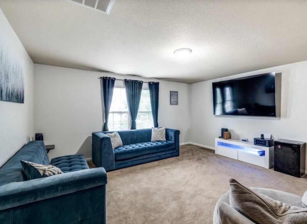 Building Photo - 6035 Enchantment