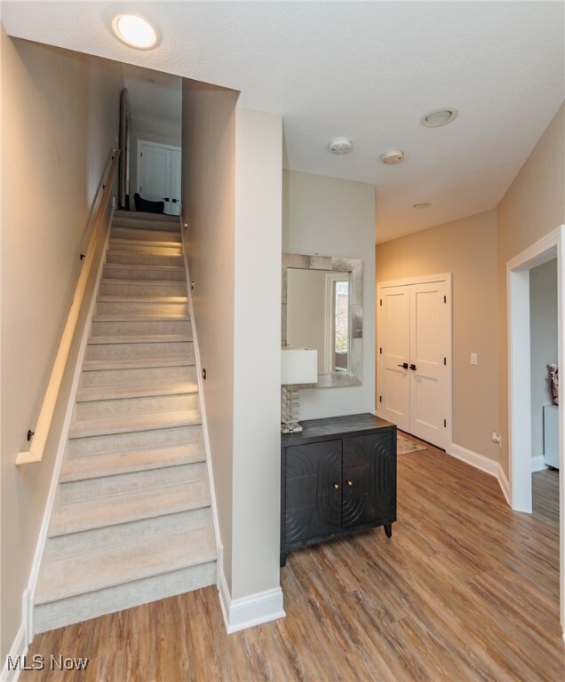 Building Photo - 29 Ashbourne Dr