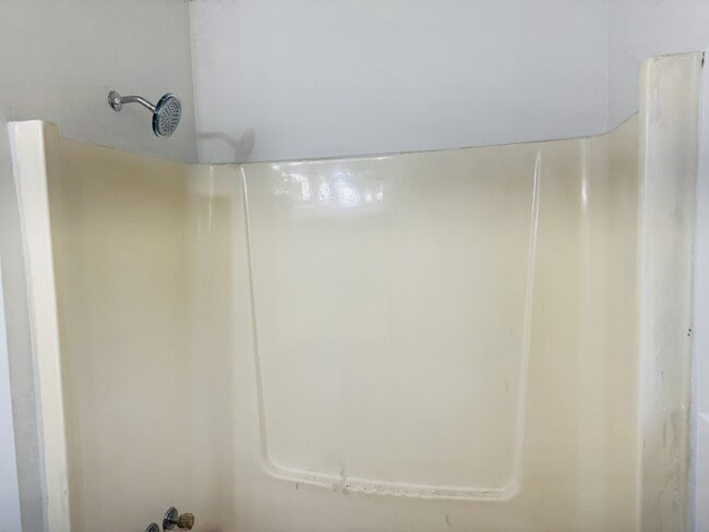 Building Photo - 168 Drum Cir