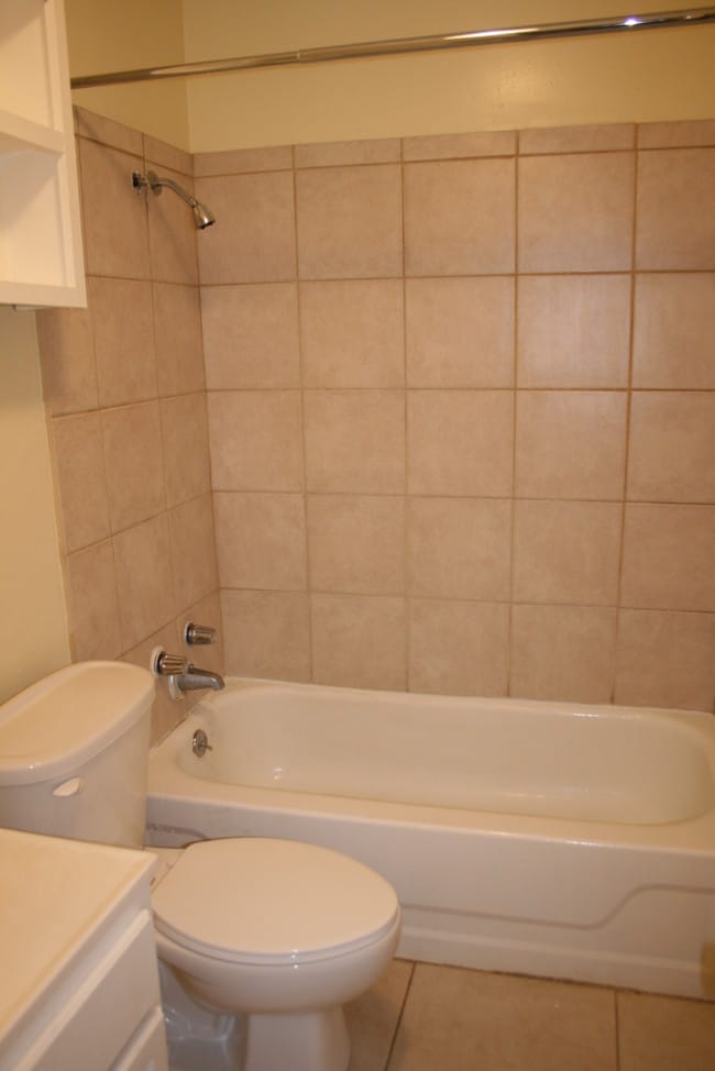 Restroom - Bella Vista Apartments