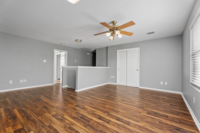 Building Photo - 7322 Foxbrook Dr