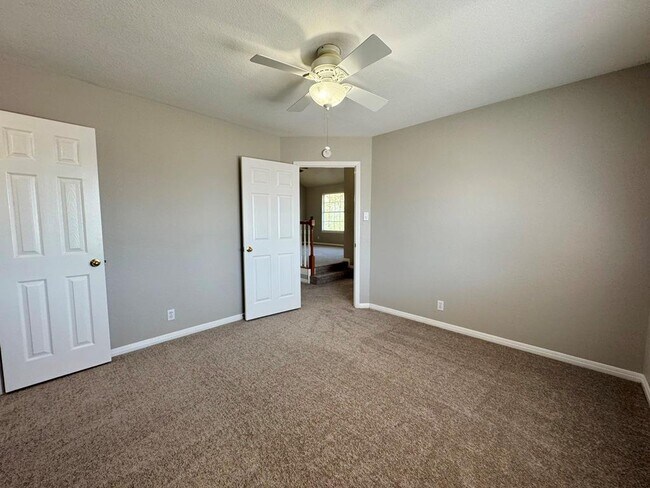 Building Photo - 5844 Back Bay Ln