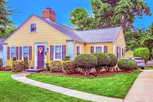 Primary Photo - 2335 Westover Dr