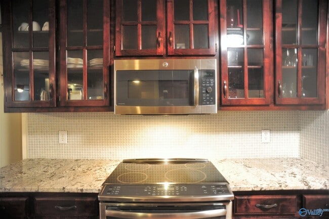 Building Photo - 139 Timberlake Dr