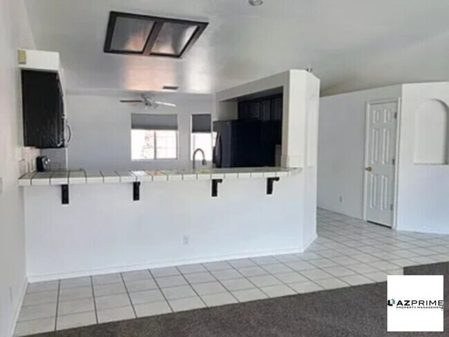 Building Photo - Single family residence