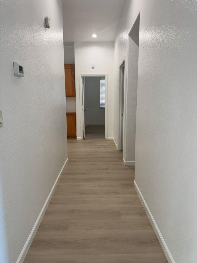 Building Photo - 2638 Breaker Way